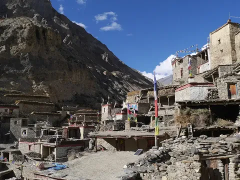 Nar Phu Valley Trek