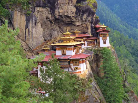 Bhutan Shangri La Tour